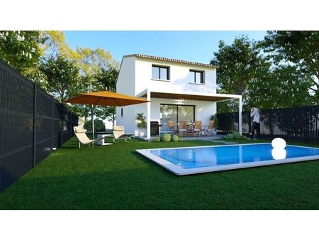 villa 4 pièces 85 m²