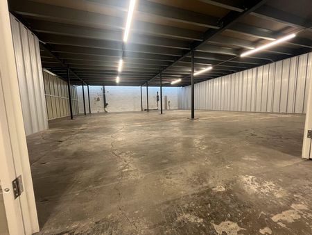 entrepôt stockage de 123m²