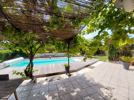 proche pézenas  villa plain-pied 180m²  piscine 8x4 sur 617 m²