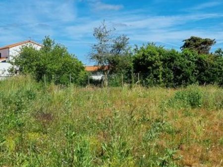 terrain constructible de 338 m² aux sables d'olonne