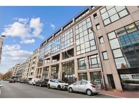 bureaux 772 m²