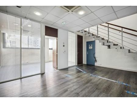 bureau 540 m²