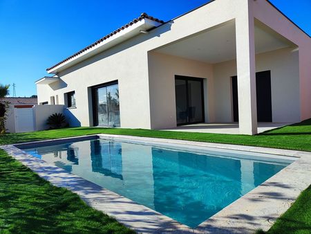 superbe villa contemporaine t4 plain pied et piscine et jardin