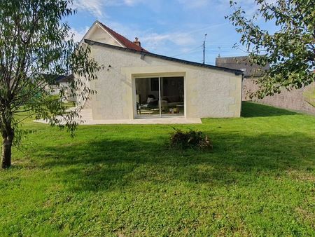 état neuf baignée de lumière  avec 3 chambres de plein pieds  expositions sud