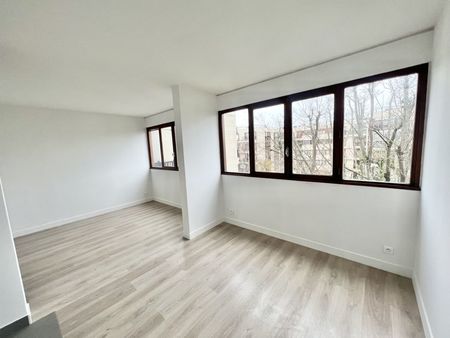 studio 1 pièce 27 m²