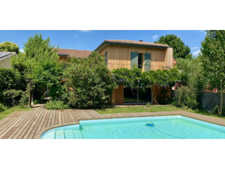 maison avec piscine et terrasse bordeaux (33)