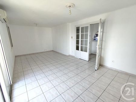 appartement f4 à louer - 4 pièces - 64 35 m2 - nimes - 30 - languedoc-roussillon