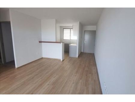location appartement 3 pièces 59 m² saint-paul (97434)
