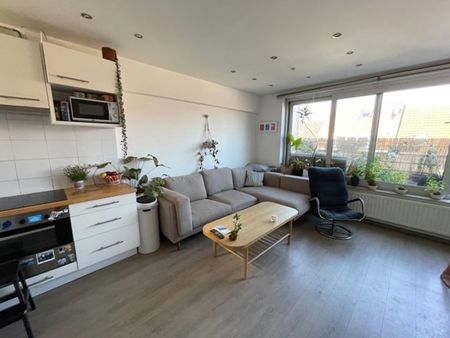 appartement 1 ch. + terrasse s-o + parking