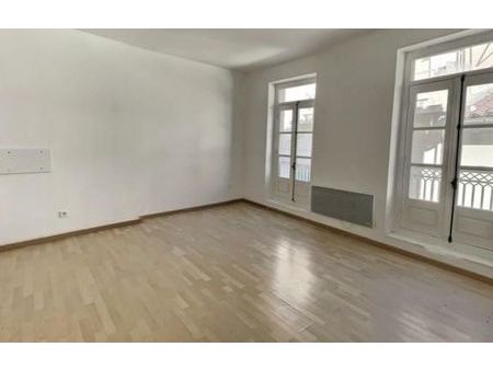 appartement t4 73 m2 + terrasse