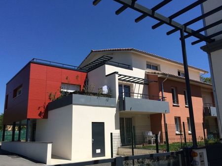 appt t3 - 60 m² avec terrasse
