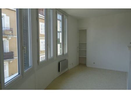 location appartement  m² t-1 à villefranche-sur-saône  575 €