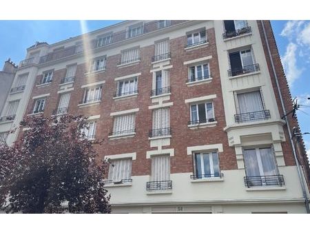 location appartement  m² t-2 à saint-maur-des-fossés  900 €
