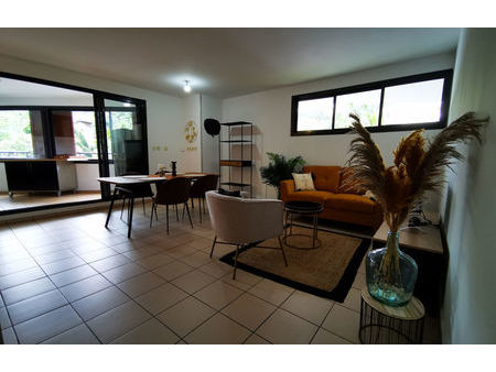 location appartement 3 pièces 71 m² saint-denis (97400)