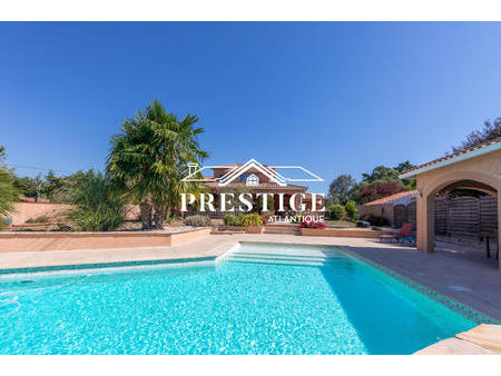 vente maison piscine à bourgneuf-en-retz (44580) : à vendre piscine / 293m² bourgneuf-en-r