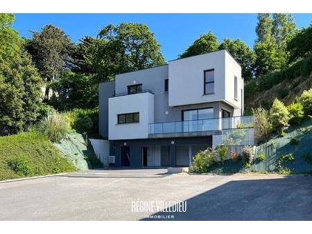 vente maison à cherbourg-en-cotentin (50100) : à vendre / 210m² cherbourg-en-cotentin