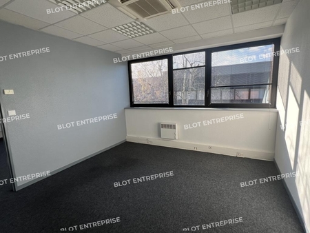 location de bureau de 414 m² à cesson-sévigné - 35510