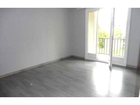 location appartement 3 pièces 65 m² saint-vallier (26240)