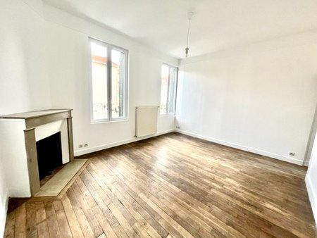 maison de ville en duplex-nanterre ville