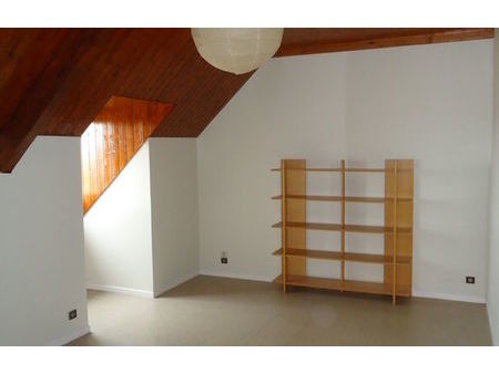 location appartement 1 pièce 38 m² rodez (12000)