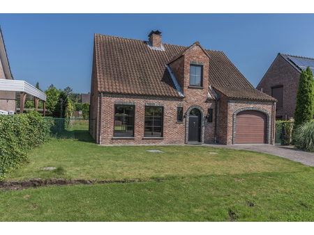 huis te koop in mol met 3 slaapkamers