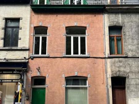 superbe maison 4 chambre avec jardin + parking