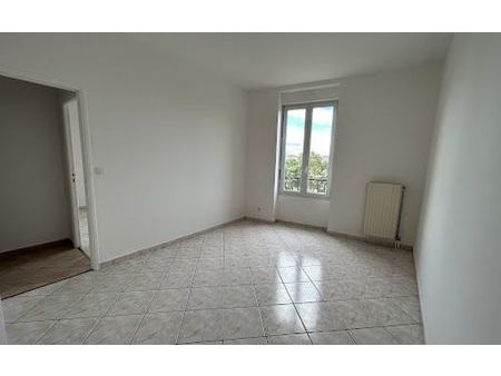 location appartement  75.68 m² t-3 à villeurbanne  860 €