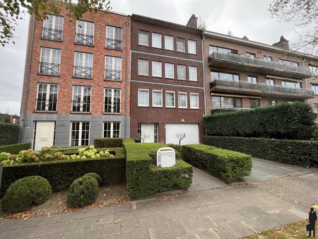 appartement te huur in brasschaat met 2 slaapkamers