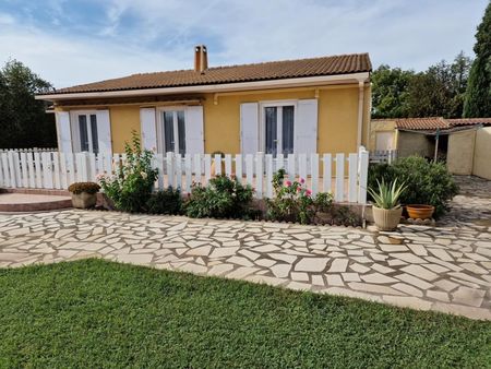 villa 4 pièces 90 m²