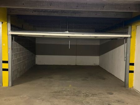 garage double 27m2