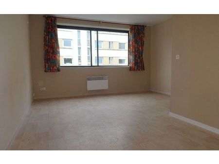 location appartement  m² t-1 à lille  490 €