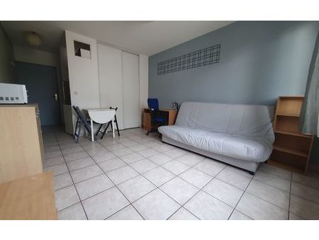 location appartement  m² t-1 à perpignan  365 €