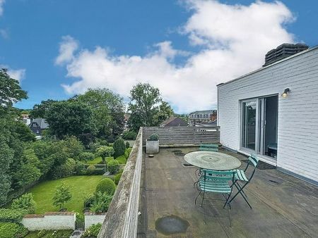 penthouse avec terrasse de 23m² - uccle