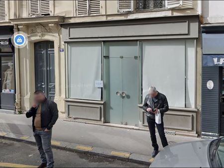 a louer local commercial paris tour eiffel