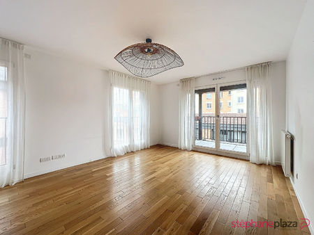 puteaux/ quartier des arts appartement 4 pièces 84m² - balcon 3m² - 1 parking