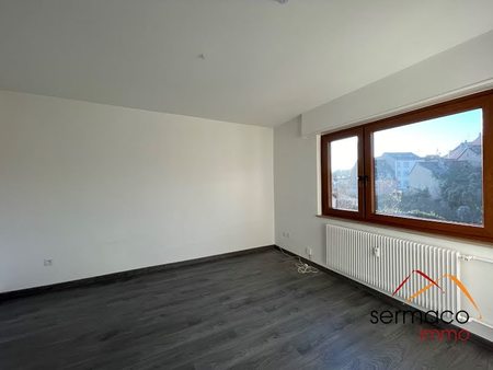 location appartement 1 pièce 23 m²