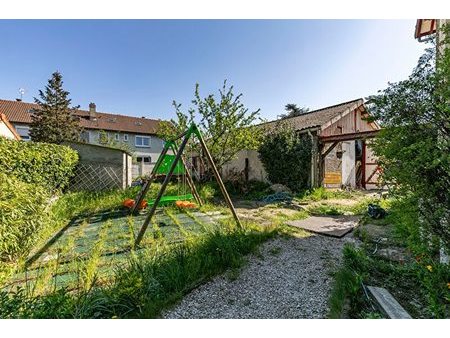 vente terrain 311 m²