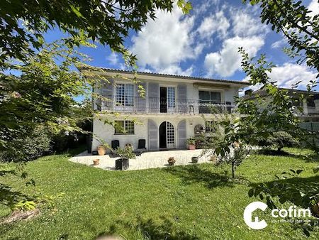 vente maison 6 pièces 147 m²