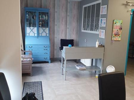 vente bureaux et commerces à noirmoutier-en-l'île (85330) : à vendre / 42m² noirmoutier-en