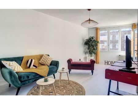 location appartement  54.43 m² t-3 à maisons-alfort  1 350 €