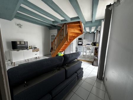 location maison meublé à château-gontier-sur-mayenne (53200) : à louer meublé / 50m² châte