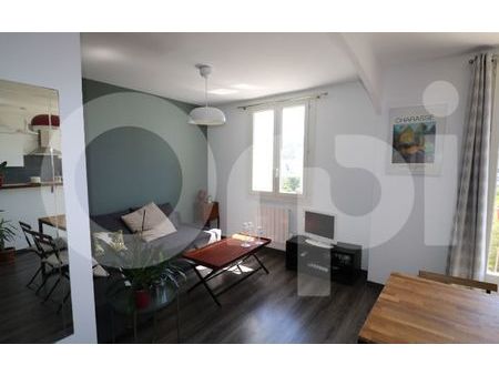 location appartement  62.49 m² t-3 à marseille 9  945 €