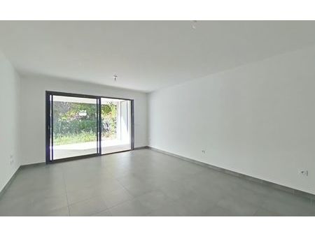 location appartement  m² t-2 à romans-sur-isère  670 €