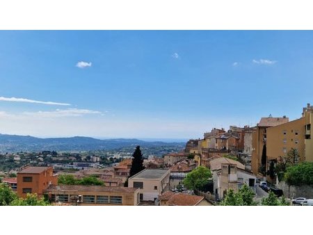 exclusivité grasse  2 pièces vendu loué avec grande terrasse. parking + cave