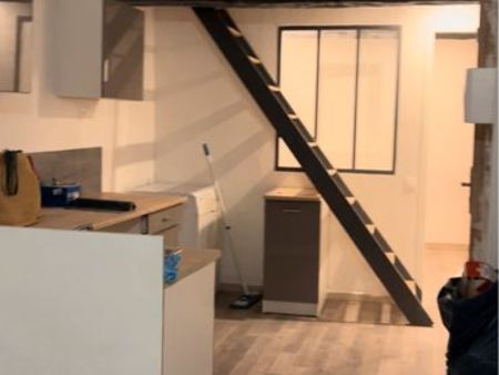 apparemment t3 avec mezzanine