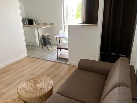 studio 1 pièce 22 m²