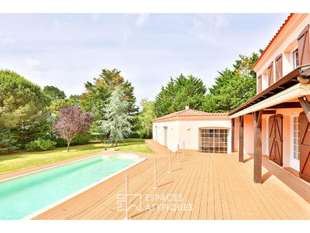 vente maison piscine à talmont-saint-hilaire (85440) : à vendre piscine / 295m² talmont-sa