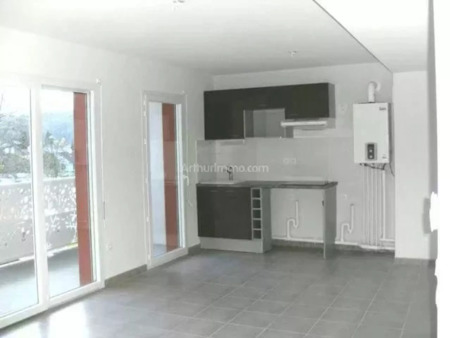 location appartement 3 pièces 55 m2 à jurançon