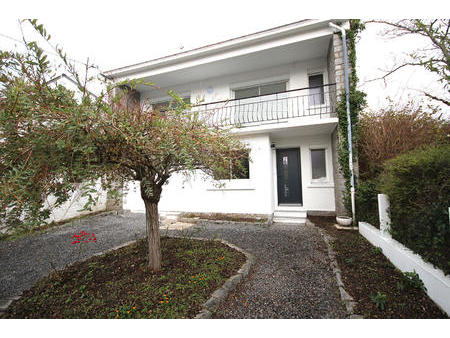 vente maison à saint-nazaire (44600) : à vendre / 102m² saint-nazaire
