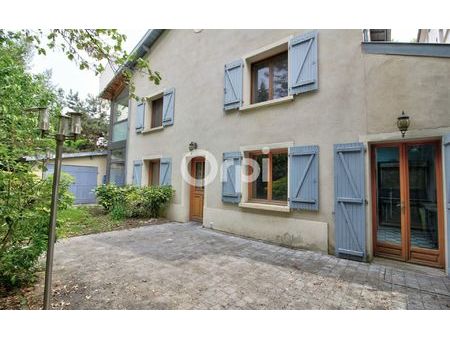 location maison  120 m² t-4 à villeurbanne  1 600 €